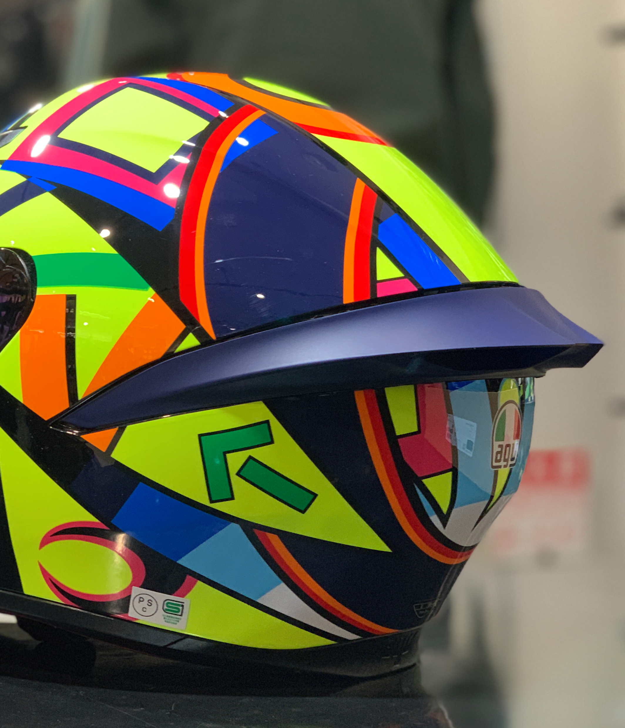 適用AGVPistaレンズリヤスポイラーセット CorsaGRR Amazon.co.jp: Motorcycle Visors Shield, ヘルメットテール